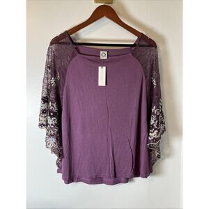 NWT Anthropologie Akemi Kin Purple Floral Lace Flutter Sleeve Whimsy Top Sz XS